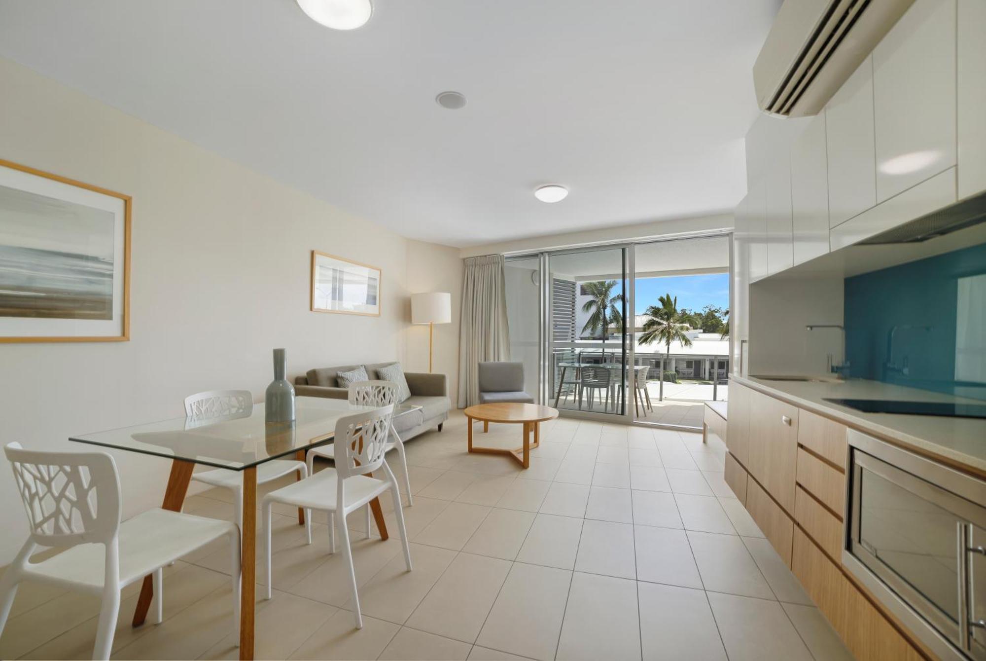 Salt Apartments Yeppoon Buitenkant foto